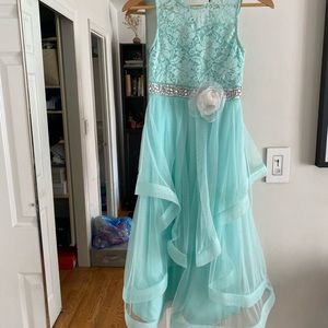 Teen prom dress in excellent condition. Used once , smoke free home